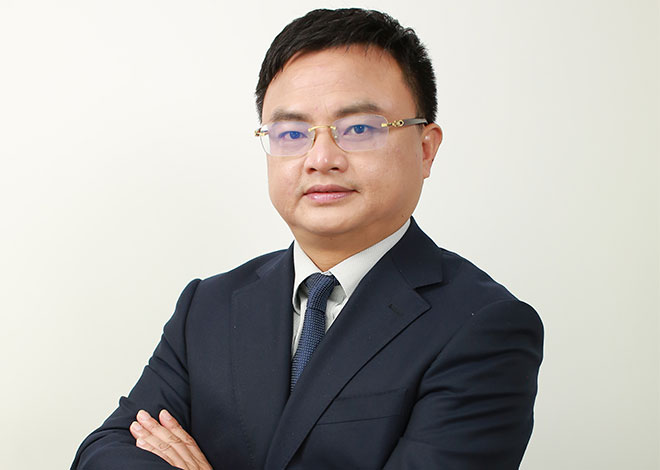 重庆z6com尊龙凯时律师事务所主任 —— 余长江